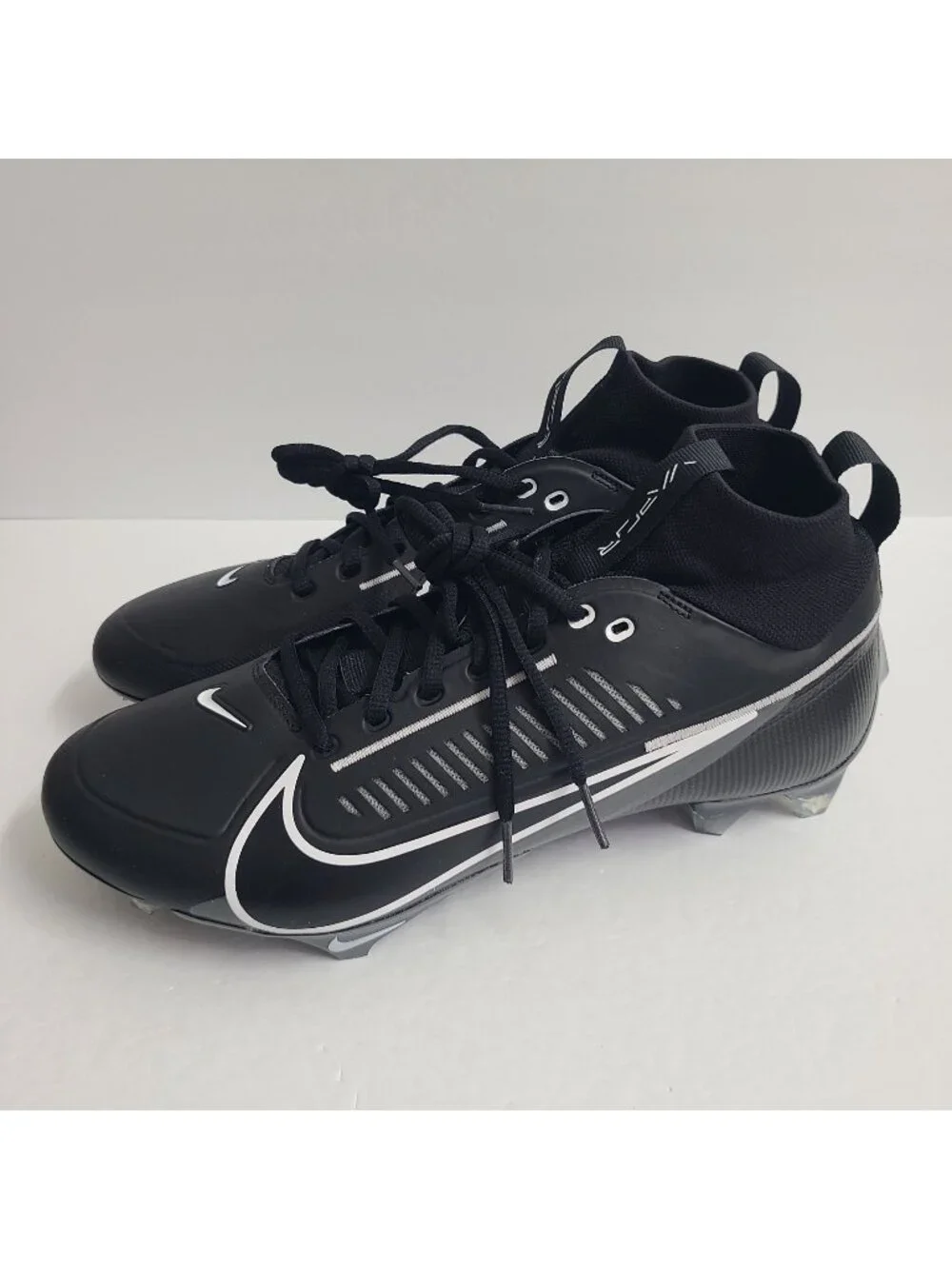 NEW Nike Vapor Edge Pro 360 2 Football Cleats FN7760-001 Size 11 Wide Black